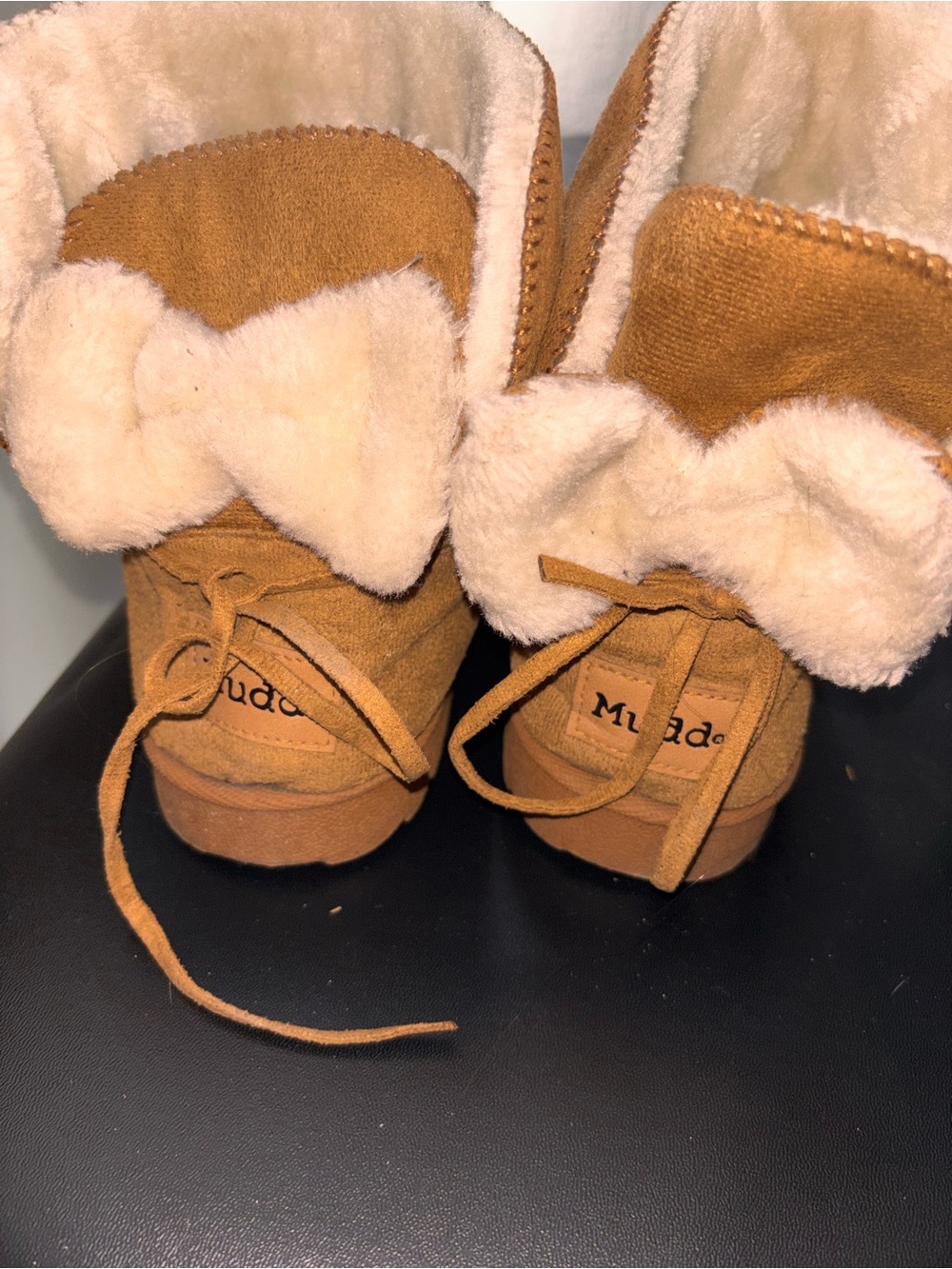 Mudd woman’s Tan Suede-Look Faux Shearling Boots